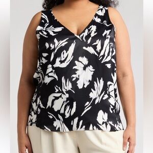 Nordstrom Double V-Neck Tank in Black Salvage Floral Size 1X NWT